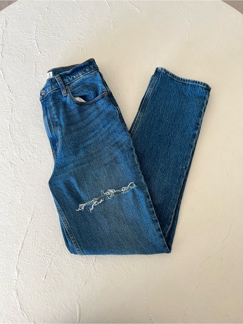 Abercrombie & Fitch The 90s Straight Ultra High Rise SZ 28/6L NWOT
